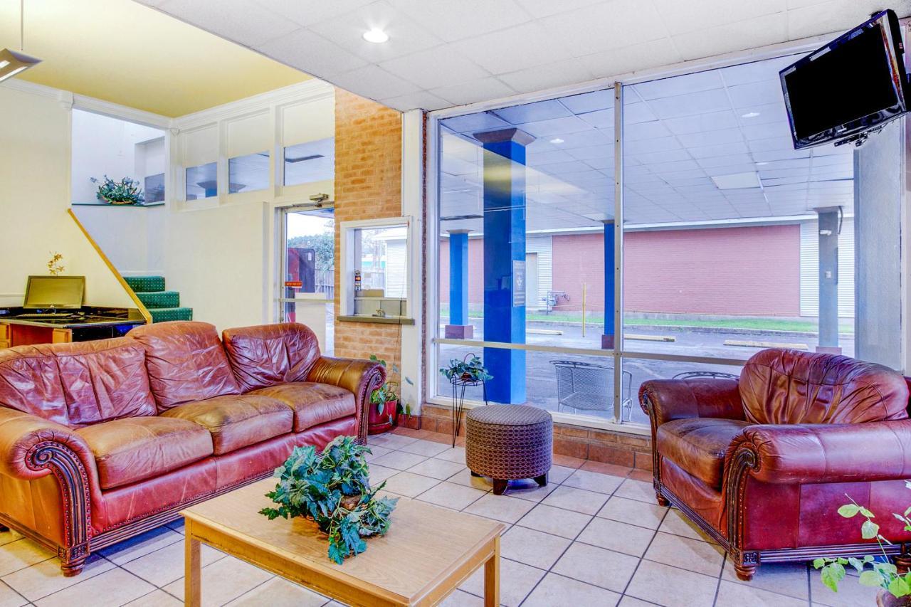Americas Best Value Inn San Antonio Airport South Экстерьер фото